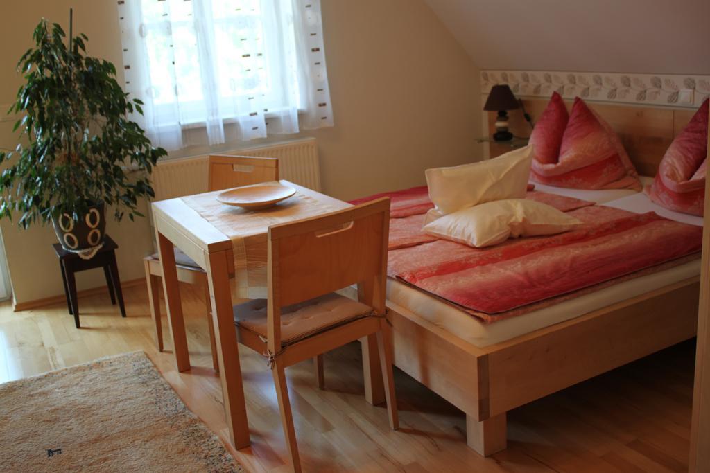 Buschenschank Orsl Wildbach Екстер'єр фото